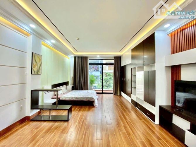 CÔ HOÀI ĐỊNH CƯ MỸ BÁN NHÀ LÝ THƯỜNG KIỆT, Q10. GIÁ:4,38Tỷ/64m2. Ô TÔ ĐẬU CỬA. SỔ CẦM TAY