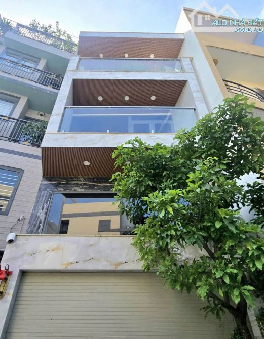 HXH TRẦN QUANG DIỆU, QUẬN 3. GIÁ:3TỶ980/66,5m2. 4 TẦNG. ĐANG CHO THUÊ 20TRIỆU/THÁNG.SỔ ĐẸP