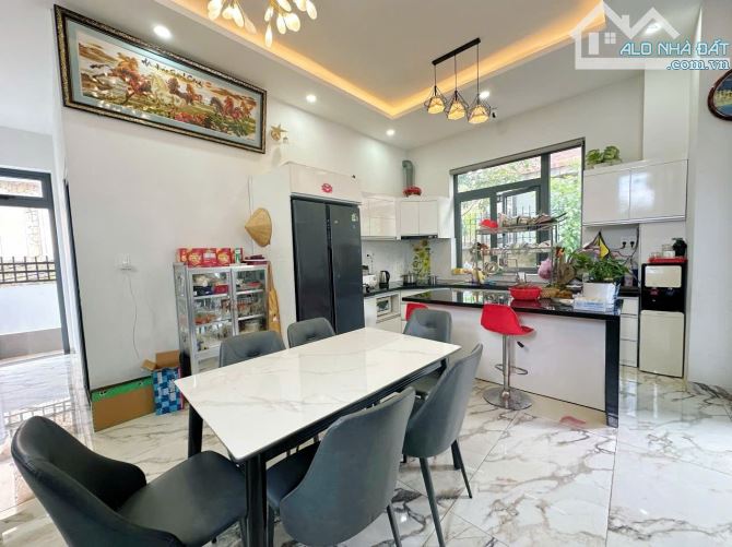 ✨🏡 VILLA ĐÀ LẠT – HẺM Ô TÔ – CHỈ 8,5 TỶ | CƠ HỘI HIẾM TẠI P.11