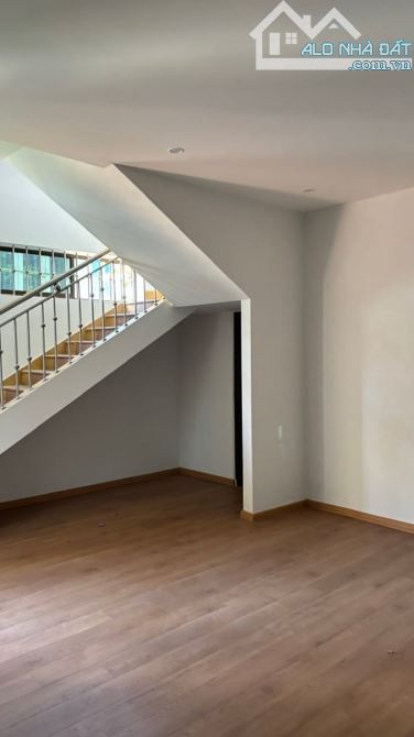 Bán nhà riêng, 102 m², Sơn Trà