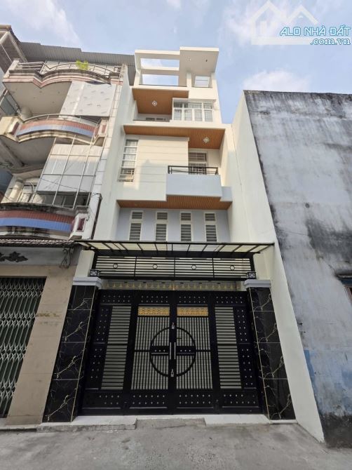 Địa chỉ : Lạc Long quân, P5, Q11 - Bán nhà ,Giá : 3.29Tỷ/84,15m²(5,5 × 15,3m) .