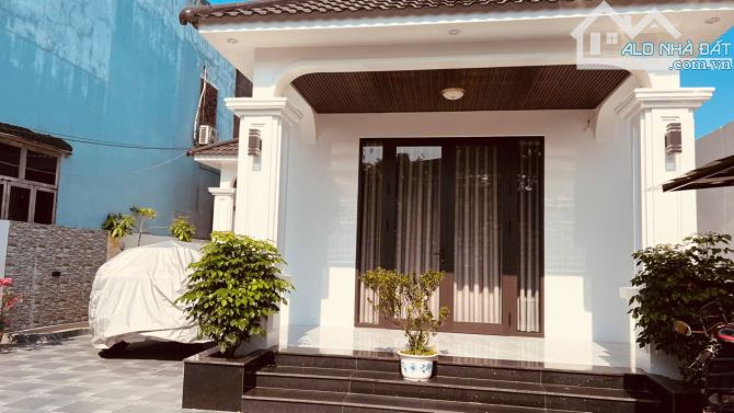 Bán nhà Trần Thủ Độ . 340m. Ngang 10m. 3pn