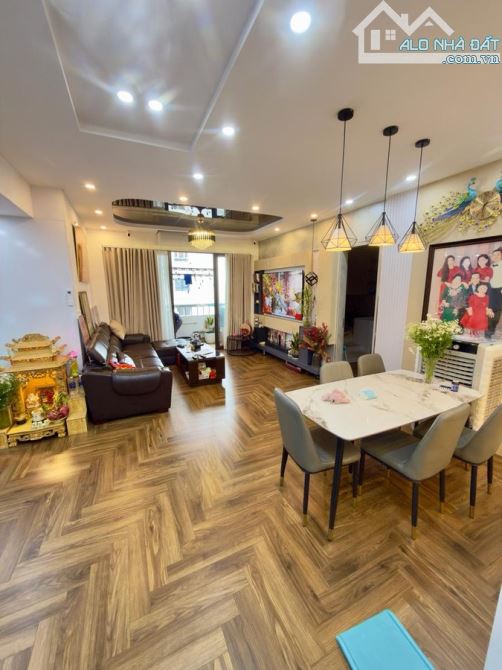Bán chung cư 96A Định Công - 122m2 - 4 ngủ - Giá 8,6 tỷ