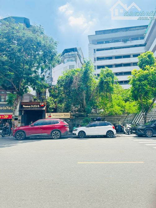 BÁN TÒA NHÀ BUILDING 320M*10TẦNG CĂN GÓC MẶT PHỐ VŨ TÔNG PHAN SIÊU DÒNG TIỀN