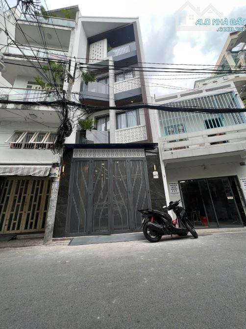 Bán Nhà Siêu VIP 541/77 Huỳnh Văn Bánh Q.Phú Nhuận, DT: 4,5x14m-4 Lầu Giá 17 tỷ