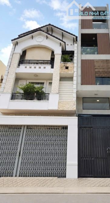 Sẵn 4Phòng Đang Cho Thuê Cần Bán Lại Nhà MT Đường 79, Quận 7. Giá 4tỷ780/ 5,5x15m (82,5m2)