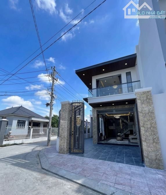 🔥Căn Góc 2 Mặt Tiền Ngang Khủng 7.6m Nở Hậu 9m Gần KCN Cầu Tràm, SHR