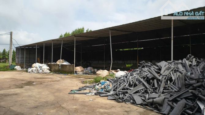 X137. BÁN Nhà Xưởng Đi Kèm Diện Tích Đất 10.282m2. Tại xã Bàu Hàm Mời. - Cách Đường DT767