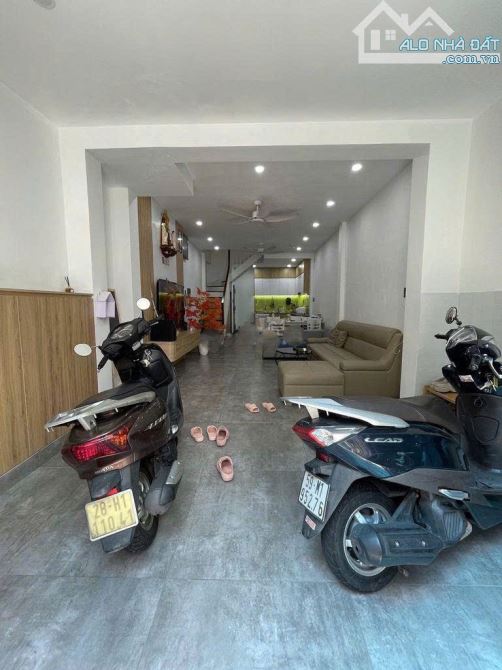 NHÀ ĐẸP CƯ XÁ PHÚ BÌNH – P.5- Quận 11- Ô TÔ TẬN NHÀ – VỊ TRÍ ĐỈNH- 48m2- chỉ 7.2 tỷ TL