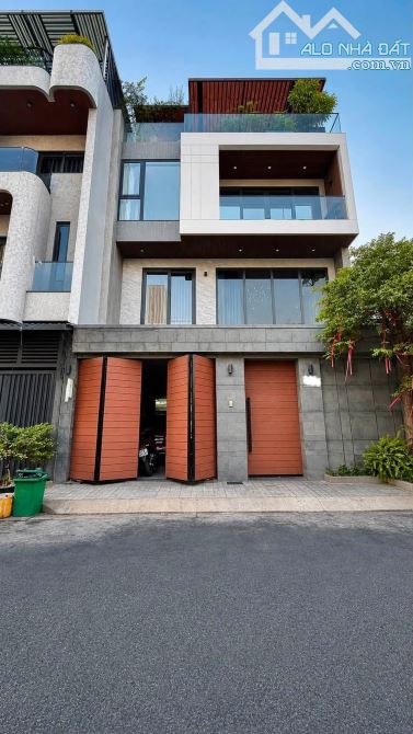 Chủ Ngộp Cần Bán Nhà Đường Ông Ích Khiêm, Quận 11 - Giá 3Tỷ190/152m2. Sổ Sẵn