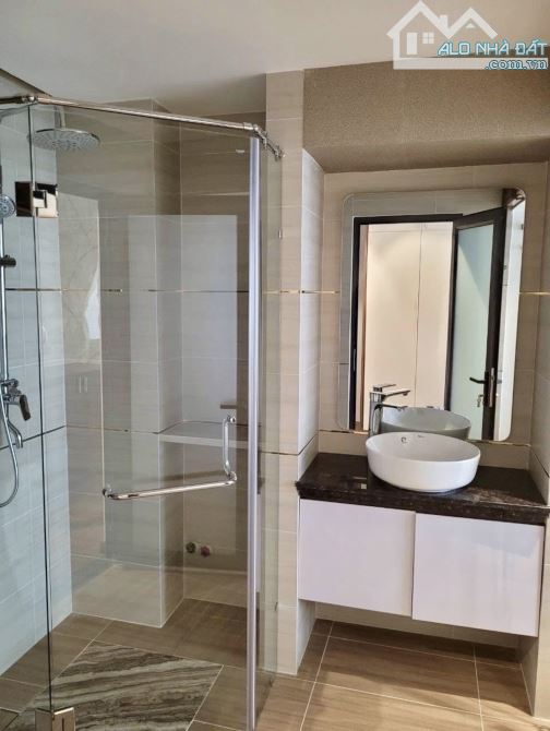 Bán gấp mặt tiền Nguyễn Công Hoan, Phú Nhuận (DT 60m²) chỉ 3 tỷ 660, 4 tầng đúc thật