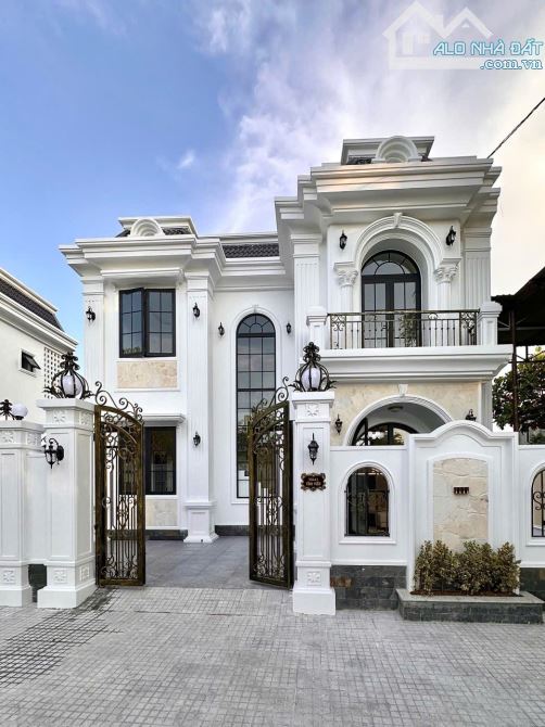 Chỉ với 2 tỷ 880 triệu đã sở hữu ngay Villa Tân Cổ Điển Phạm Đình Toái - phường Thủy Xuân