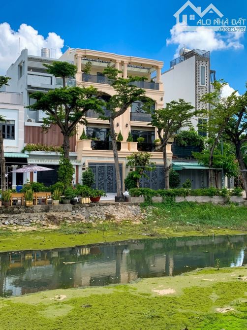 Quận 7 - 10 Tỷ 6 - Nhà 3 Tầng 90m² - Đường 10m - View Sông - KDC Phú Mỹ
