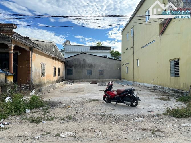 BÁN 210 M2(NGANG 10M) PHÙ HỢP XÂY TRỌ ĐƯỜNG VÕ VĂN KIỆT CẠNH NGUYỄN KHOA CHIÊM-TP HUẾ