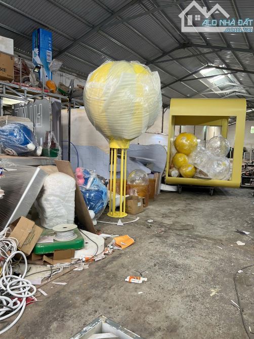 BÁN GẤP XƯỞNG HÓC MÔN DT ĐẸP 2200 M2.