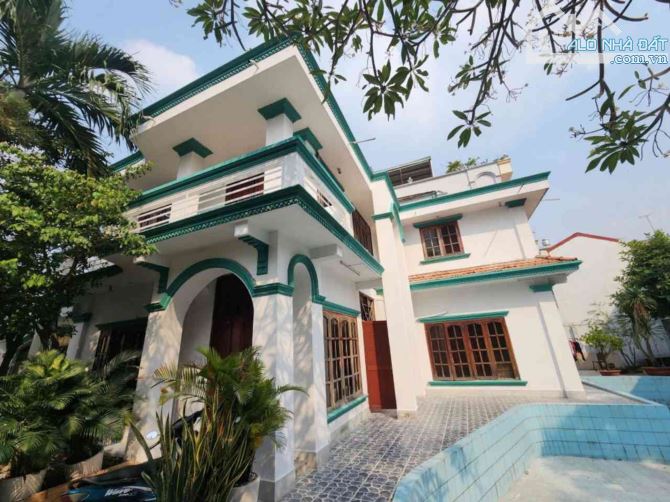 🏡 BIỆT THỰ SÂN VƯỜN HỒ BƠI – ĐÔNG HƯNG THUẬN 02, QUẬN 12 – 1.200M² –40M *30M- 65 TỶ