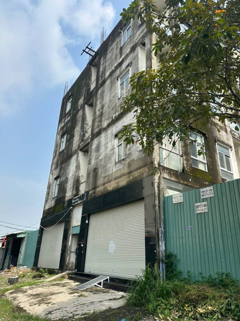 Bán tòa nhà căn hộ dịch vụ An Phú Đông, Quận 12, dt 1.478m² giá 45 tỷ