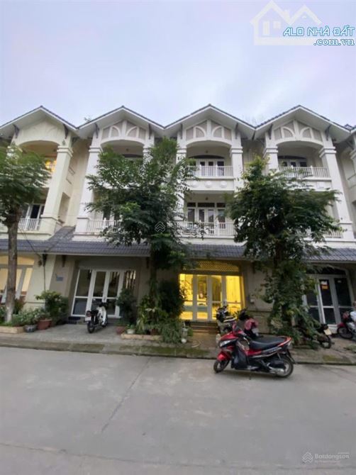 BÁN NHÀ LIỀN KỀ KHU A GELEXIMCO LÊ TRỌNG TẤN HÀ ĐÔNG. DT 108M. 4 TẦNG GIÁ 21 TỶ