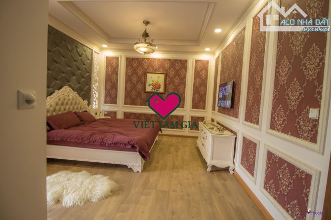 Bán biệt thự sân vườn Đường Đinh Tiên Hoàng Phường Xuân Hương - Đà Lạt