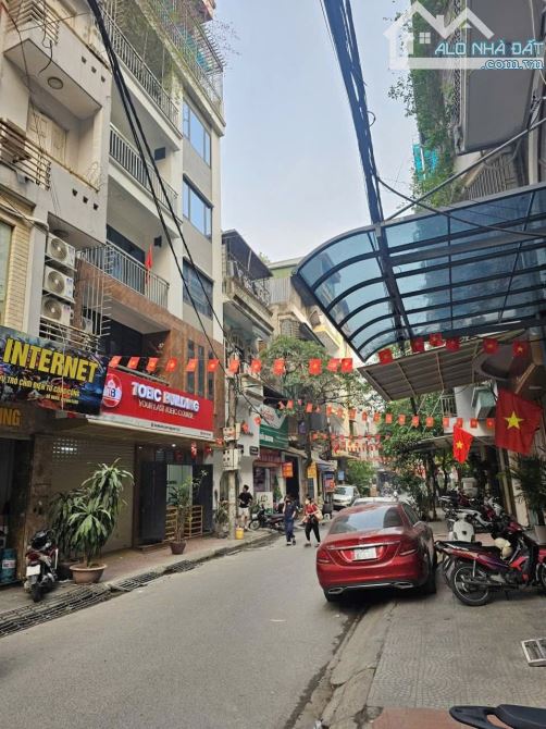 Đa kdoanh, oto tránh vỉa hè ngõ 157 Pháo Đài Láng thang máy 6 tầng 57m2 x Giá 23.9 tỷ