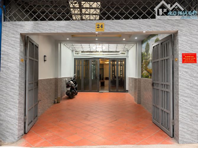 BIỆT THỰ PHỐ LẠC TRUNG – 125M² 5 TẦNG – THANG MÁY – Ô TÔ TRÁNH – SÂN RIÊNG - GIÁ CHÀO 3xxx
