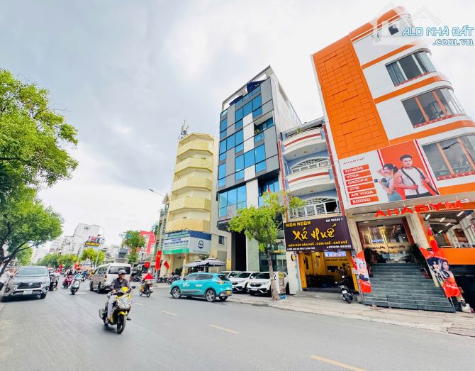 Bán building VP góc 2MT Hoàng Hoa Thám, P6, Q. Bình Thạnh: DT 343m2(11x32m); DTSD 2000m2