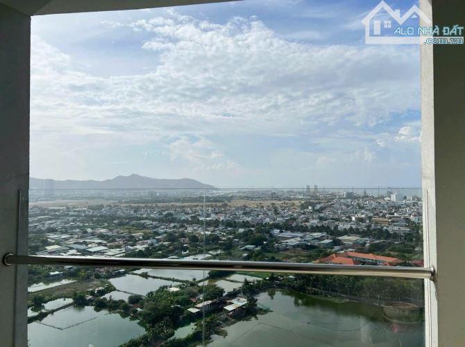 BÁN CĂN HỘ DIC PHOENIX VIEW HỒ 2 PHÒNG NGỦ TẦNG CAO NỘI THẤT ĐẸP