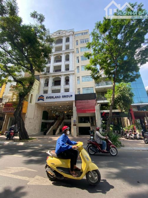 BÁN TÒA NHÀ VĂN PHÒNG MT TRƯƠNG ĐINH TRUNG TÂM Q3. DT: 9x25m, Hầm 9 Tầng