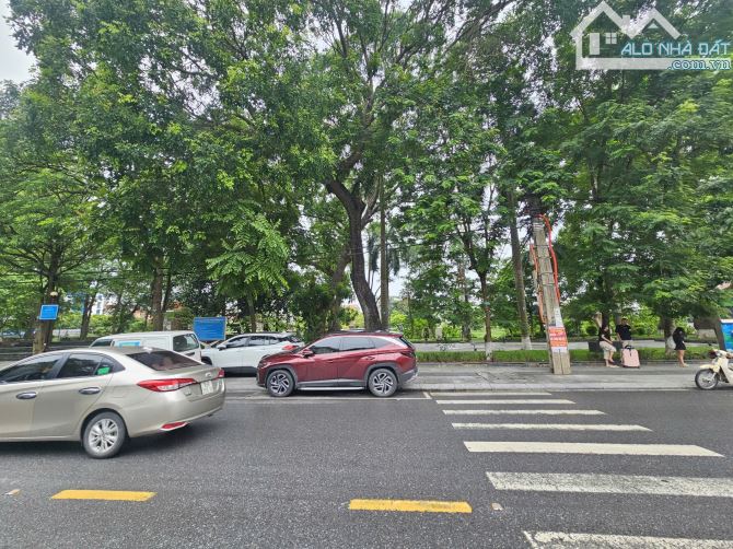 🏡 Bán nhà 1,5 tầng Đường Ngô Gia Tự Suối Hoa Thông 2 đầu , Nhìn Công Viên Dt 123 mt 4.2m