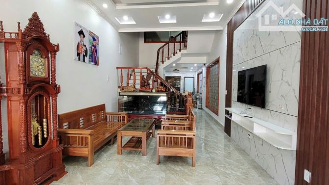 BÁN NHÀ 3 TẦNG MẶT PHỐ KIM ĐỒNG - KĐT AN PHÚ- TP HẢI DƯƠNG