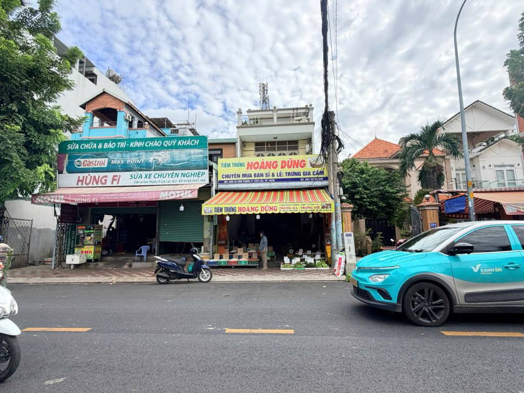 Bán nhà số 206 Lê Văn Thịnh Quận 2, ngay chợ Cây Xoài, ngang 5,3m trệt 2 tầng