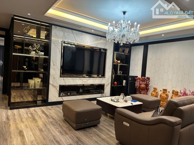 SIÊU HIẾM!! CĂN HỘ CAO CẤP TÒA GRANDEUR PALACE GIẢNG VÕ - 105M2 - 3 NGỦ - TẦNG CAO - 22 TỶ