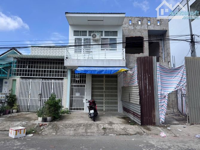 Bán dãy trọ đường số 6 kdc thới nhựt 2 vị trí đẹp đối diện công viên dt 4.5x20 hướng ĐB