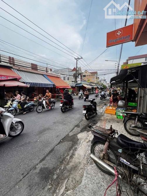 DÃY TRỌ 12 PHÒNG CHỢ TRẠI BÒ LONG BÌNH - 200M2