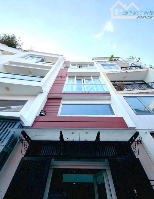 CẮT LỖ BÁN GẤP NHÀ LÊ VĂN SỸ, QUẬN 3. GIÁ:4,65Tỷ/62m2. SỔ SẠCH. ĐANG CHO THUÊ 30TRIỆU/TH