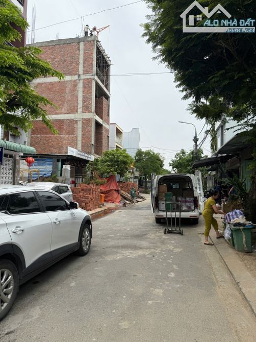 Bán dãy trọ đường Nguyễn Minh Không, Phường Hòa Khánh, 128m2, 5.15 tỷ tl