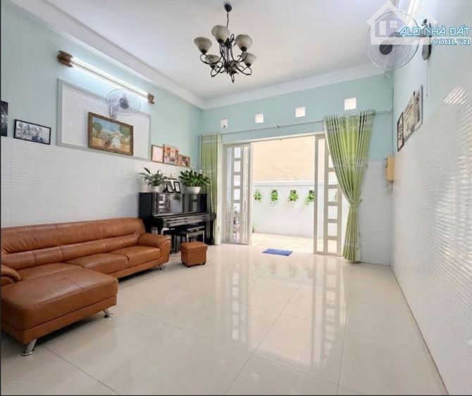 GIẢM HƠN 1 TỶ- NHÀ 70M² - 2 TẦNG- HẺM XE HƠI 1 SẸC - LÊ VĂN KHƯƠNG - THỚI AN- Q12- 4 TỶ