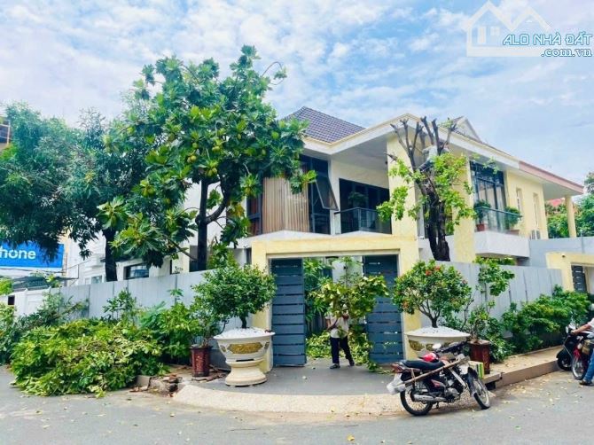 SIÊU HIẾM - BÁN BIỆT THỰ TRẦN NÃO – AN KHÁNH – DT 212M² – GIÁ 60 TỶ