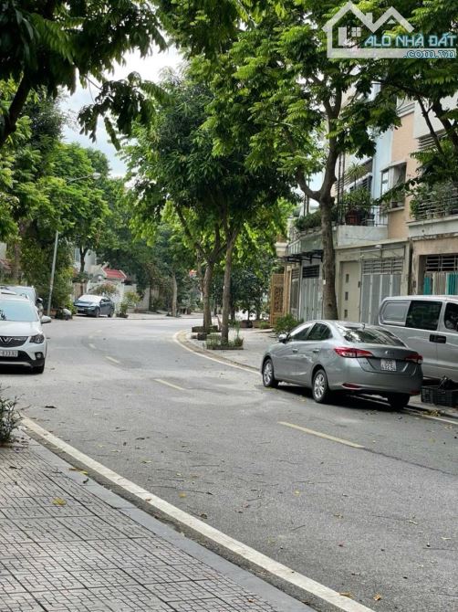 🏡✨ BIỆT THỰ SONG LẬP KĐT VĂN PHÚ – KHÔNG GIAN ĐẲNG CẤP – GIÁ TRỊ BỀN VỮNG 🌿 📍 KĐT Văn