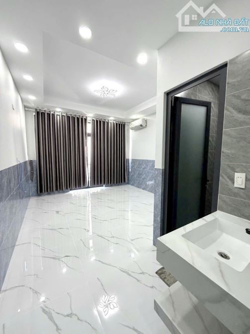 🔥 NHÀ 5 TẦNG NGUYỄN SÚY TÂN PHÚ - HẺM Ô TÔ 6M, KHU PHÂN LÔ - 8.9 TỶ 🔥Mã số: 135063