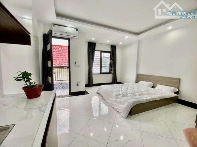 Mới lên sóng, siêu phẩm Cầu Giấy 54m x 7T, 13pkk DT 70tr/tháng