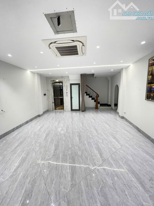 BÁN TÒA NHÀ VĂN PHÒNG 7T THANG MÁY- BỜ SÔNG SÉT- Ô TÔ TRÁNH- VỈA HÈ- 58M- 25.5 TỶ