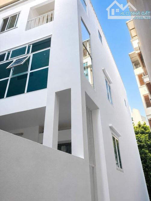🍀 Nhà dân xây Võ Chí Công, sát Hoàng Quốc Việt, Bưởi, 45m, 9 Tỷ nhỉnh
