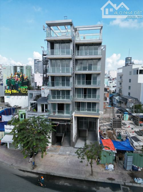 SIÊU BUILDING NGUYỄN HỮU CẢNH – QUỸ ĐẤT VÀNG GẦN LANDMARK 81