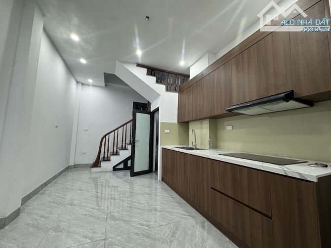 Bán GẤP nhà MỚI tại Phố Trung Văn, Đại Mỗ, 5 tầng, full nội thất, 6.15 tỷ