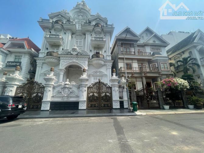 SIÊU BIỆT THỰ KHU VIP HIM LAM – NGAY CỔNG SÂN BAY TÂN SƠN NHẤT - DTCN: 240m²
