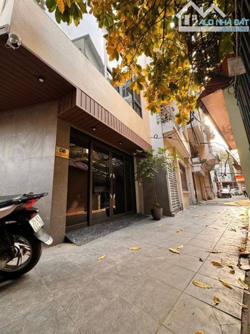 7 tầng thang máy phân lô ngõ 135 Nguyễn Văn Cừ oto vào nhà lô góc nhà đẹp 45m2.Giá 15.2 tỷ