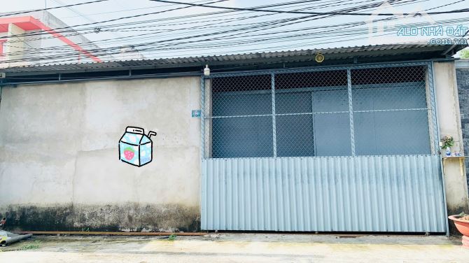 Nhà xưởng Lộ Tám Thăng, Bến Lức 550m2, giá 8 tỷ