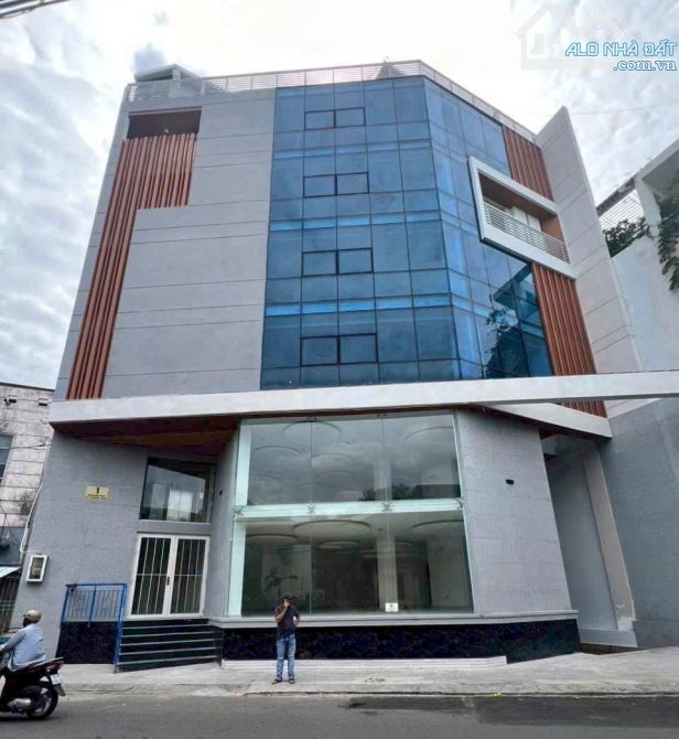 BUILDING MẶT TIỀN TRƯƠNG HOÀNG THANH – KHU VIP K300, TÂN BÌNH