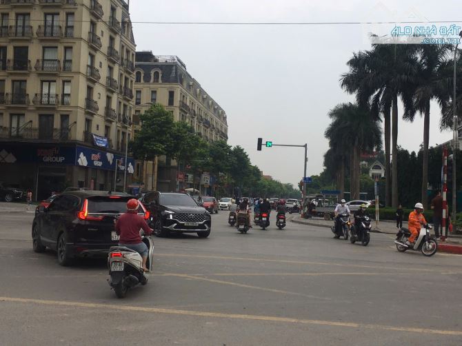 BÁN BIỆT THỰ LK AN HƯNG, HÀ ĐÔNG. VỊ TRÍ ĐẮC ĐỊA, NHÀ ĐÃ HOÀN THIỆN, CÓ THANG MÁY. 22,5 TỶ